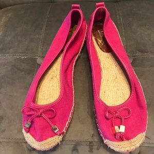 Michael Kors fucsia espadrille flat